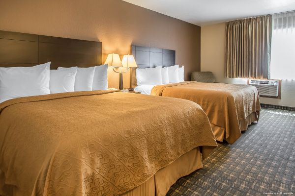 Quality Inn and Suites Decorah